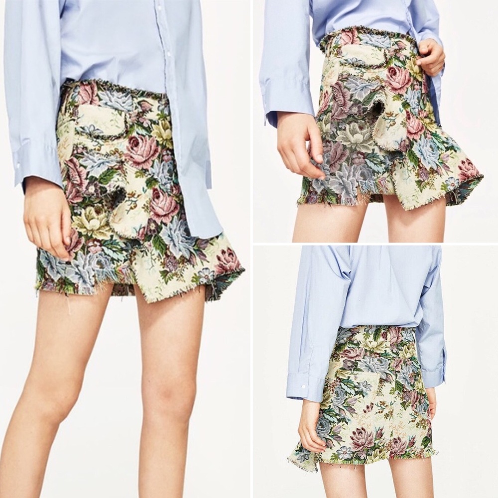 Zara Floral Tapestry Ruffle Mini Skirt L NWT